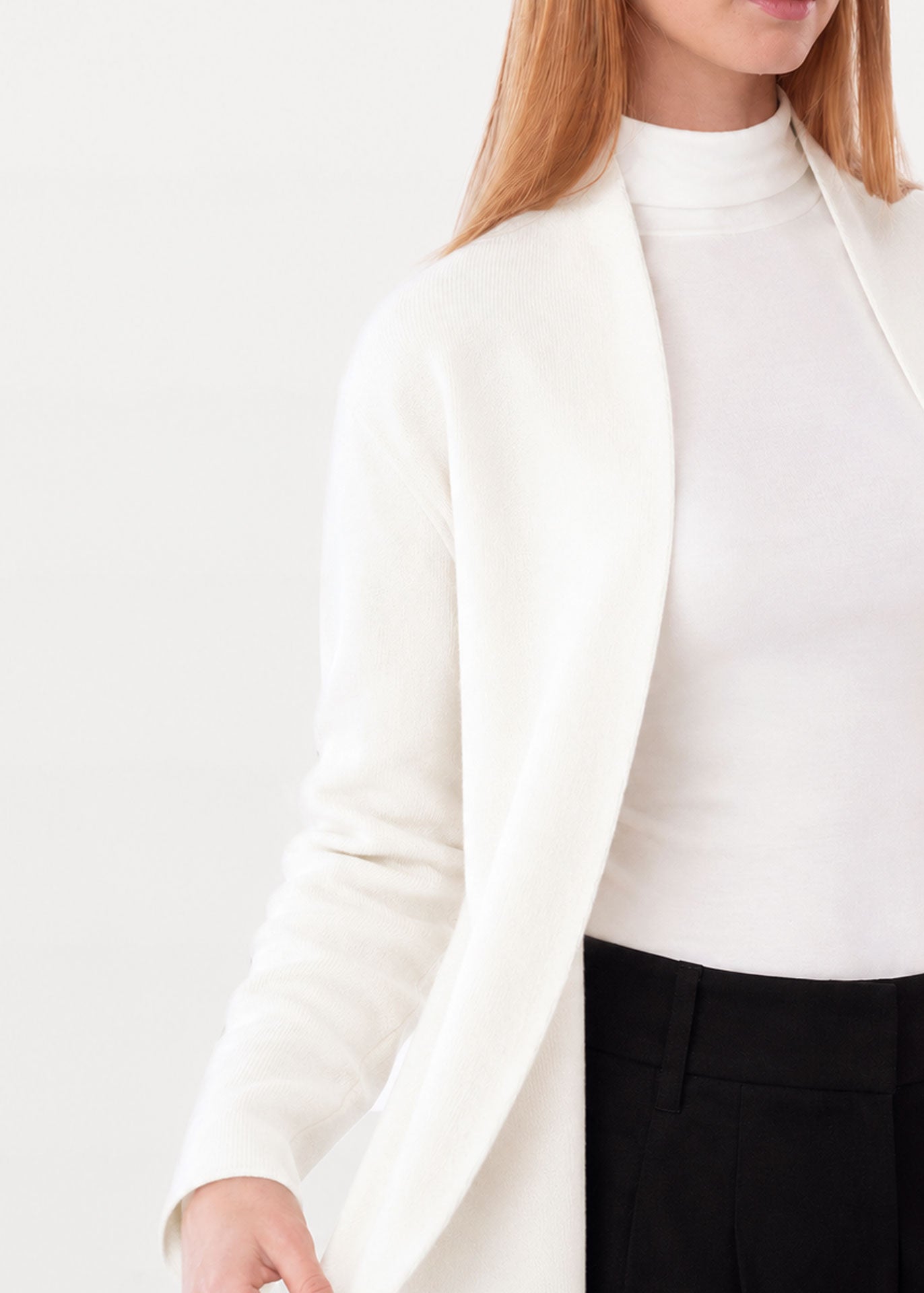White Apapachoa Sweater