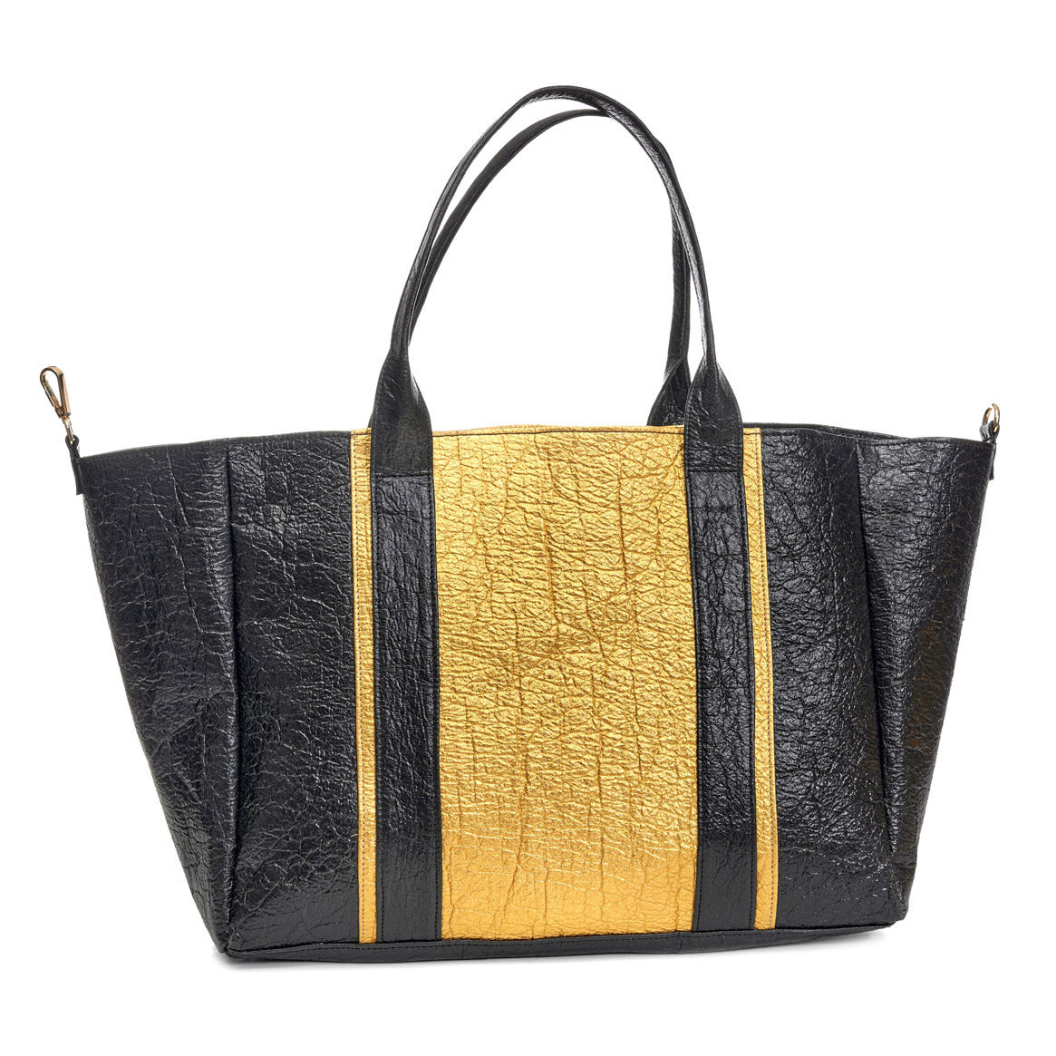 sustainable bags made with pineapple and recycled materials